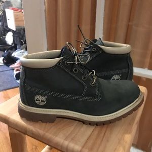Navy Women’s Nellie Waterproof Chukka Boots